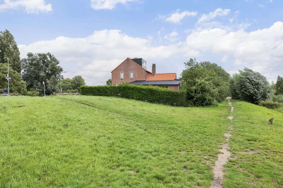 Foto 37 van Zuidendijk 143