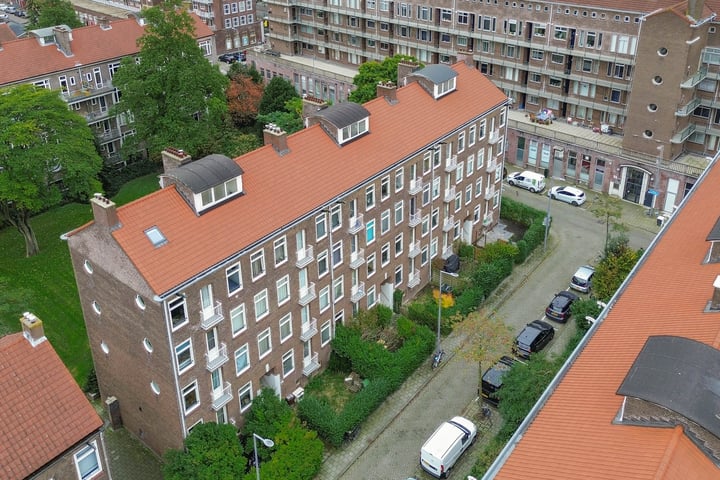 View photo 21 of Bernardus Gewinstraat 34-D