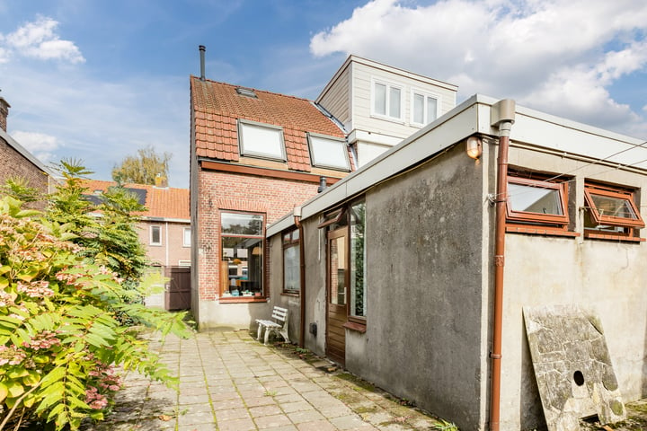 View photo 16 of Watertorenstraat 84