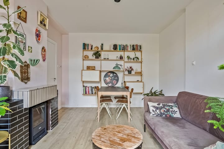 Photo 13 of Harmoniestraat 11-B