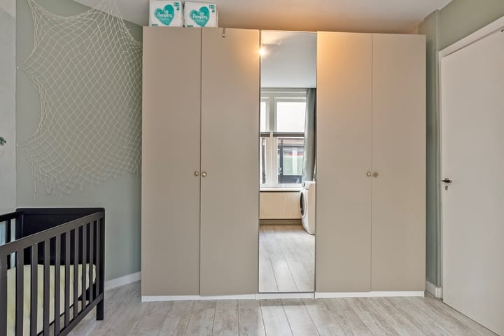 Photo 19 of Harmoniestraat 11-B