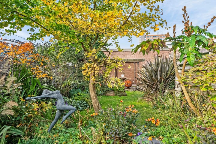 Photo 27 of Harmoniestraat 11-B