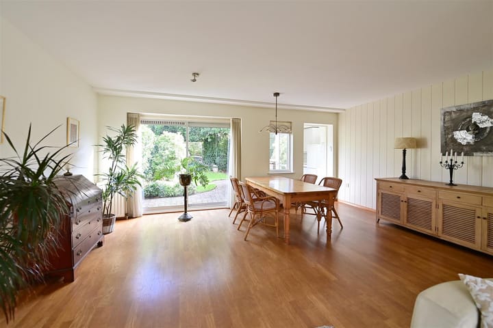 Foto 3 van de Mollstraat 9