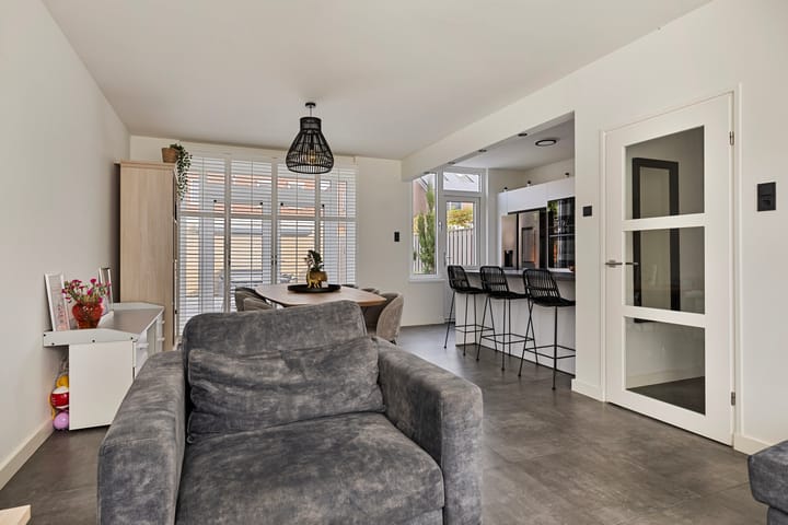 Photo 12 of Abbé de St. Pierre-laan 12