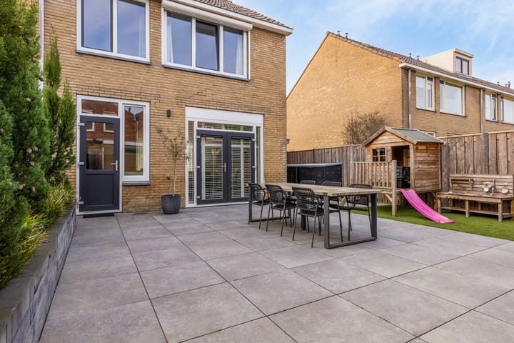 Photo 35 of Abbé de St. Pierre-laan 12