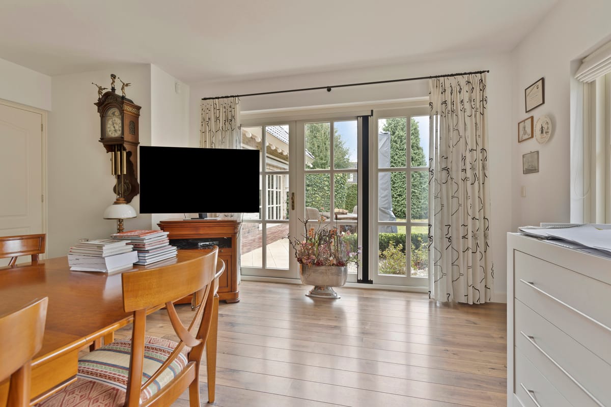 Foto 21 van Oosterland 1