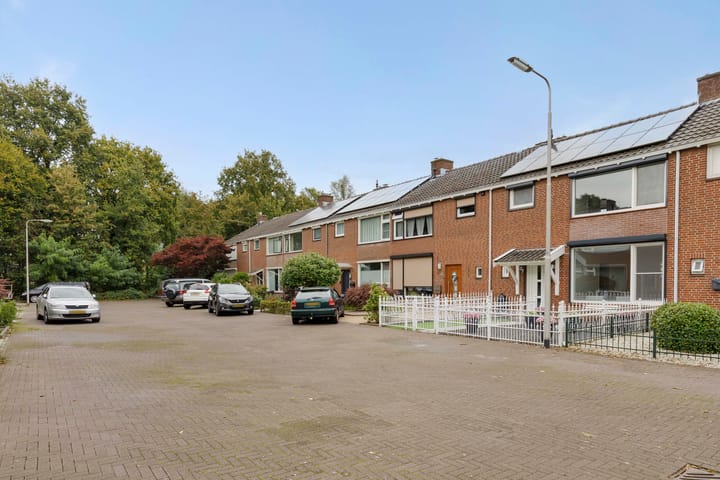 Foto 37 van Albardastraat 37