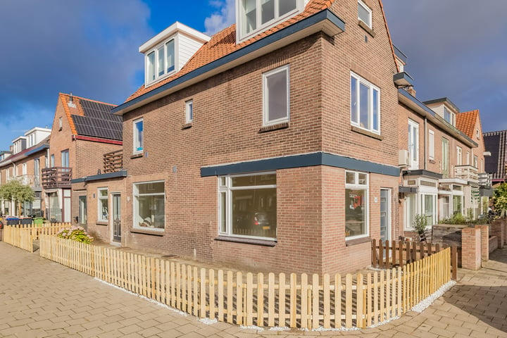 View photo 7 of Alexander Bellstraat 45-A