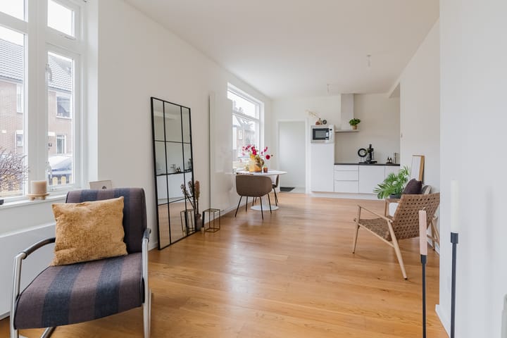 Foto 16 van Alexander Bellstraat 45-A