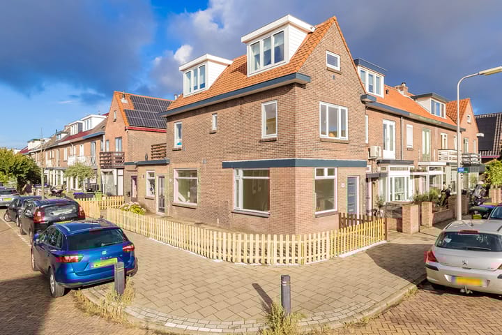 Foto 33 van Alexander Bellstraat 45-A