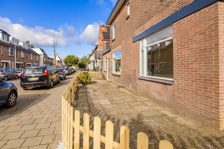 Foto 34 van Alexander Bellstraat 45-A