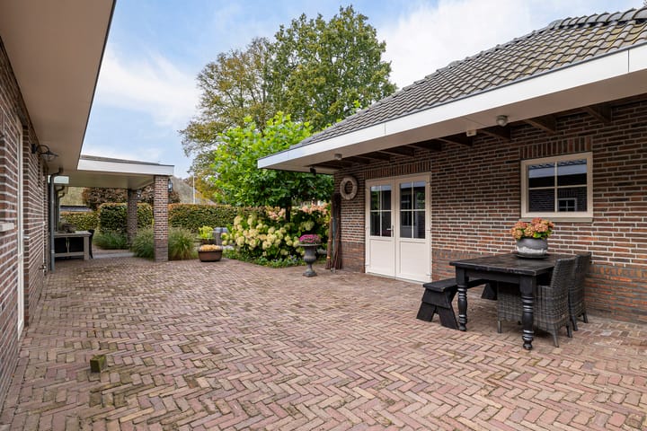 Foto 48 van de Brinken 12