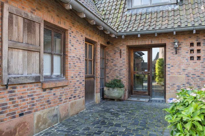 Foto 10 van Almelosestraat 23