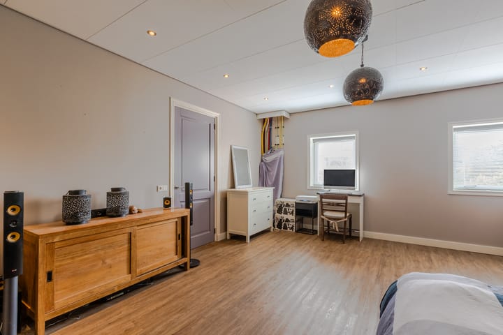 Foto 36 van Dorpsstraat 831