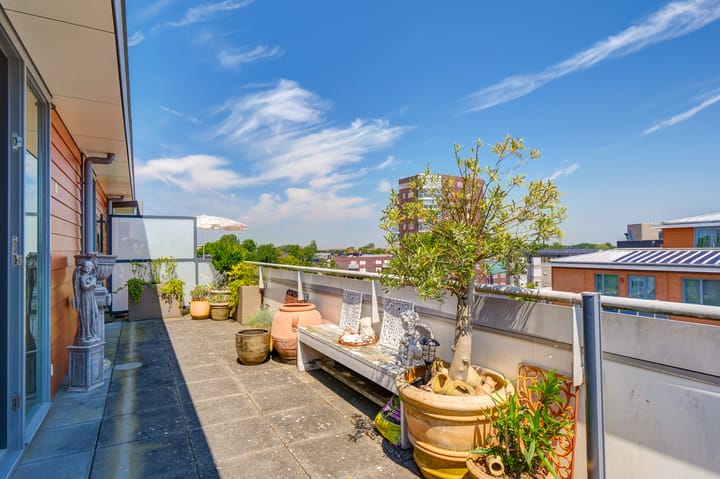 Foto 27 van Molukkenstraat 47