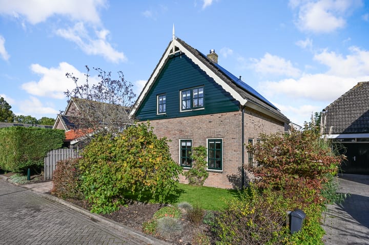 Foto 1 van Kerkbuurt 8