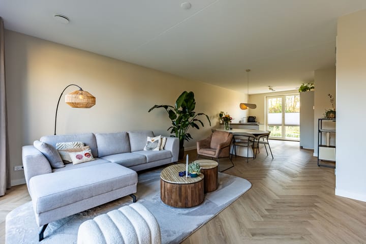 Foto 3 van Klaprozen 13