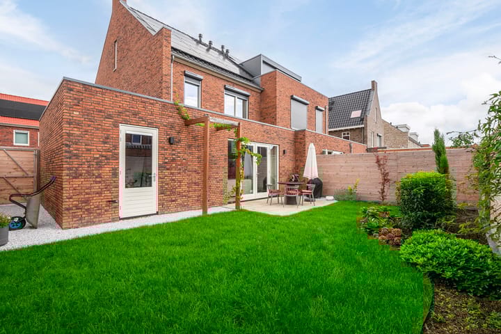 Foto 4 van Bezembinder 2