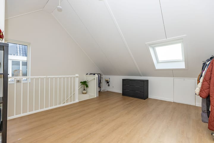 Foto 33 van Klaprozen 13