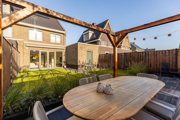 Foto 39 van Klaprozen 13