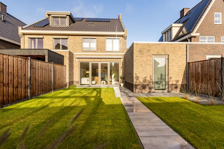 Foto 40 van Klaprozen 13