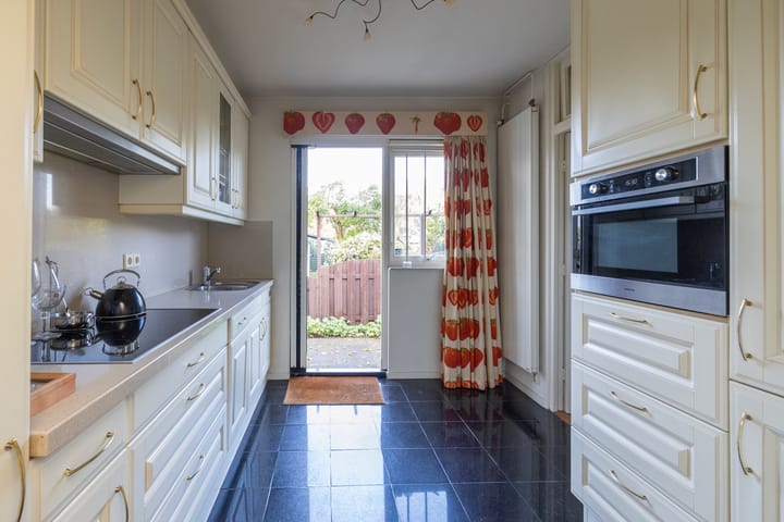 Foto 3 van Bernhardlaan 28