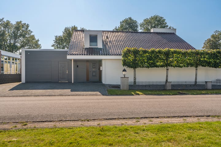 Foto 4 van Mahatma Gandhiweg 3