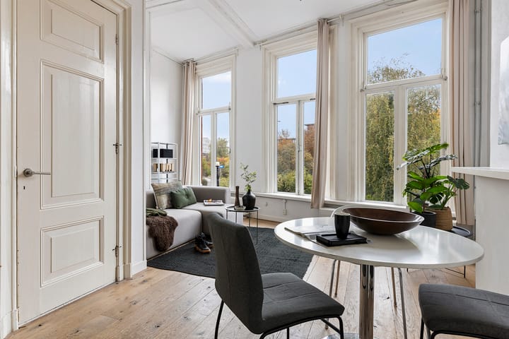 Foto 8 van Petrus Campersingel 117-A