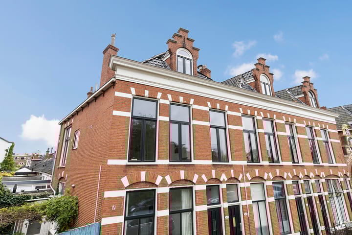 Foto 38 van Petrus Campersingel 117-A