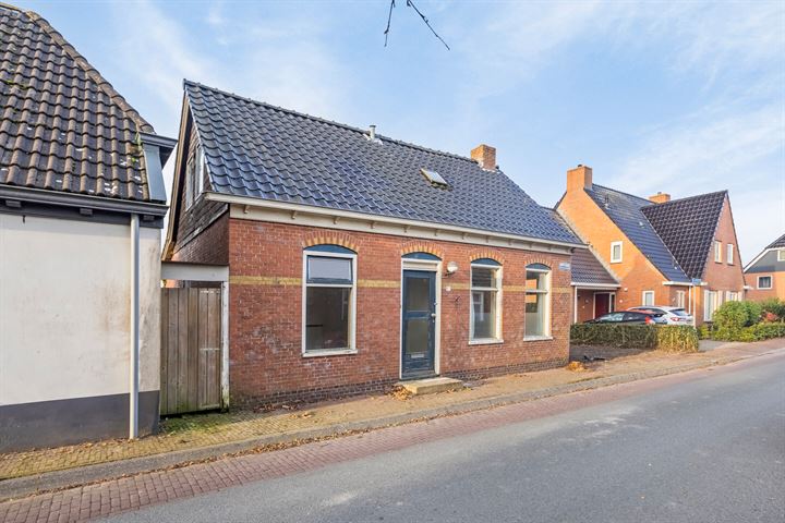 Bekijk foto 24 van Brugstraat 60