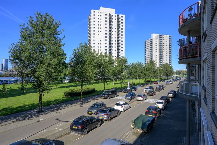 Bekijk foto 3 van Drinkwaterweg 200