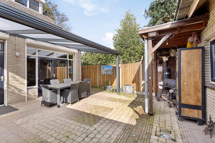 Foto 31 van Plataanhof 17