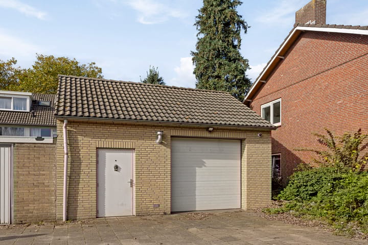 Foto 32 van Plataanhof 17