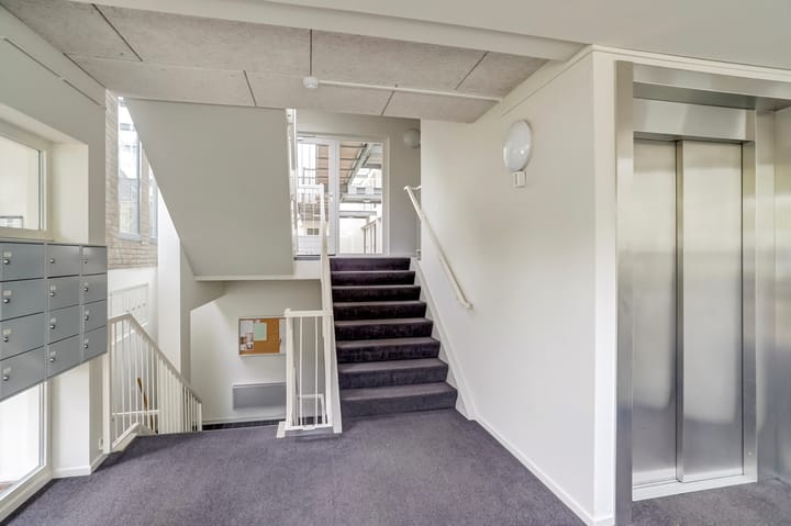 Foto 9 van Raadhuishof 7