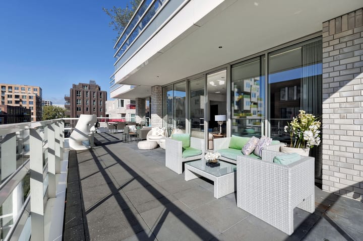 Photo 3 of Peter Schatstraat 95