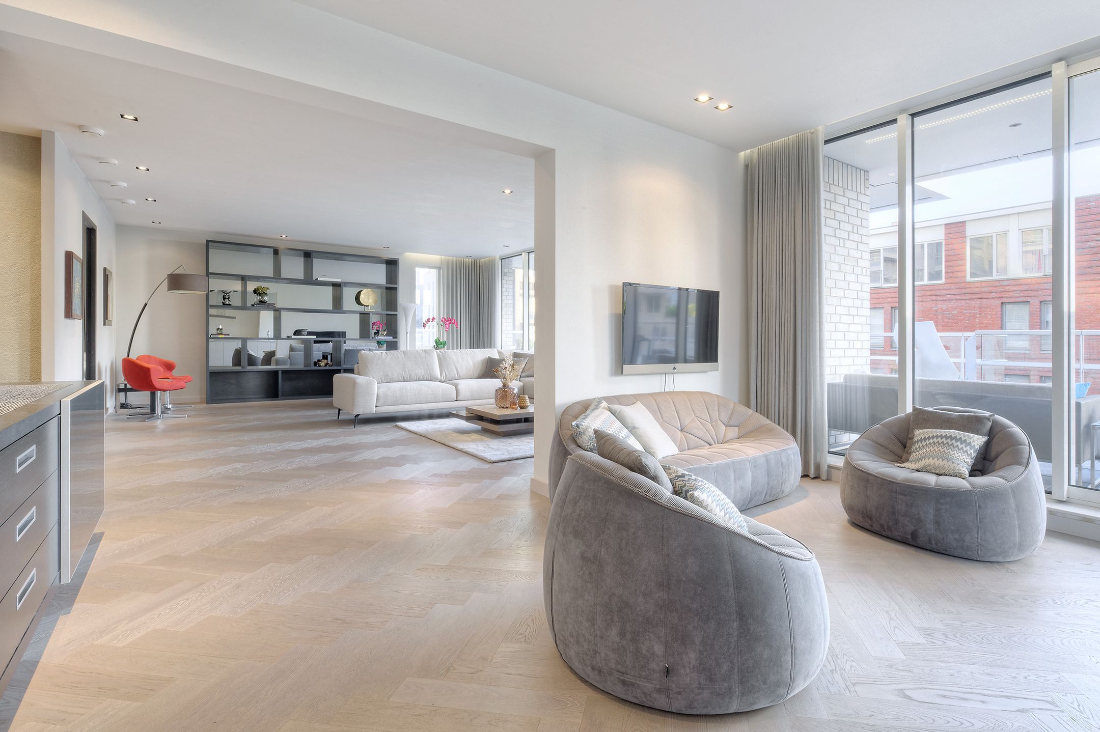 Photo 12 of Peter Schatstraat 95