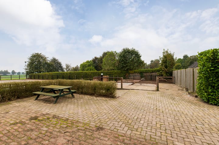 Foto 49 van Middelstraat 24