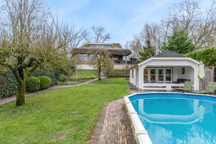 Foto 33 van Zuiderlingedijk 45