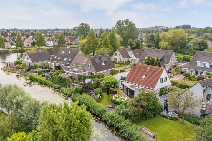 Foto 2 van de Eker 45