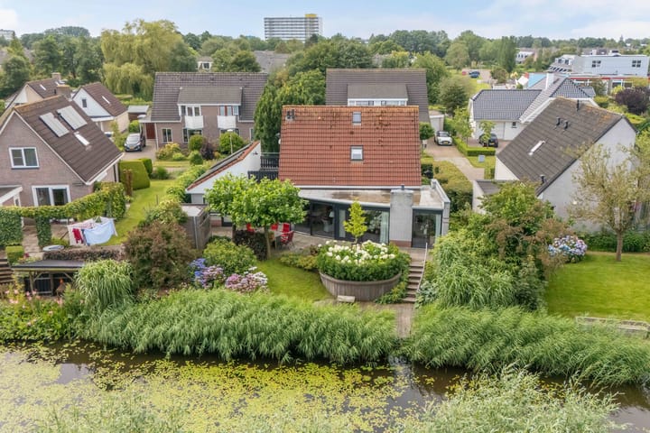 Foto 4 van de Eker 45