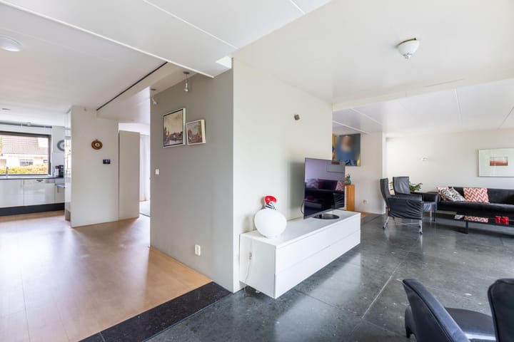 Foto 12 van de Eker 45