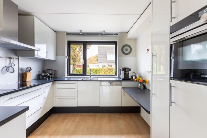 Foto 16 van de Eker 45