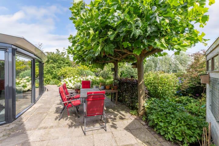 Foto 35 van de Eker 45