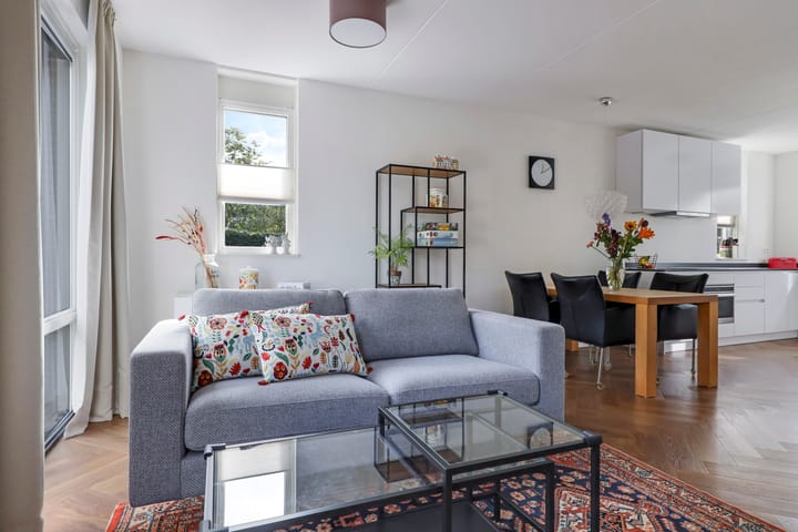 Photo 14 of Hoefslag 6