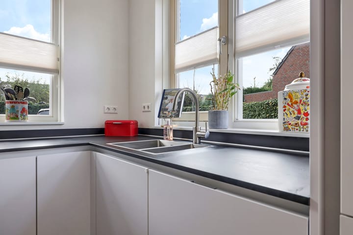 Photo 21 of Hoefslag 6