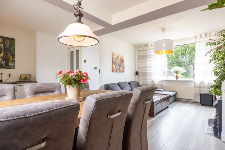 Foto 10 van Julianastraat 2