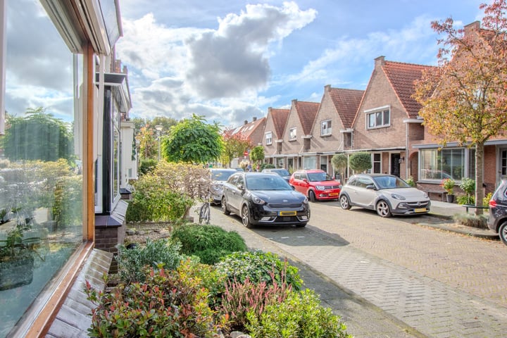 View photo 43 of P. Rijsdijkstraat 28