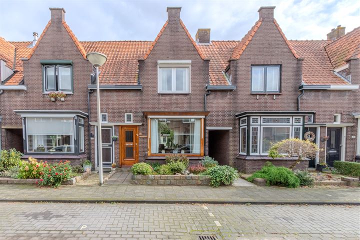 View photo 47 of P. Rijsdijkstraat 28