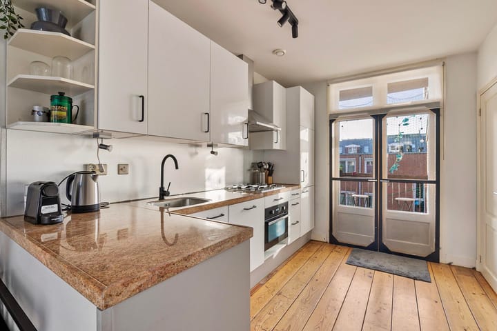 Foto 8 van Van Ostadestraat 304-3