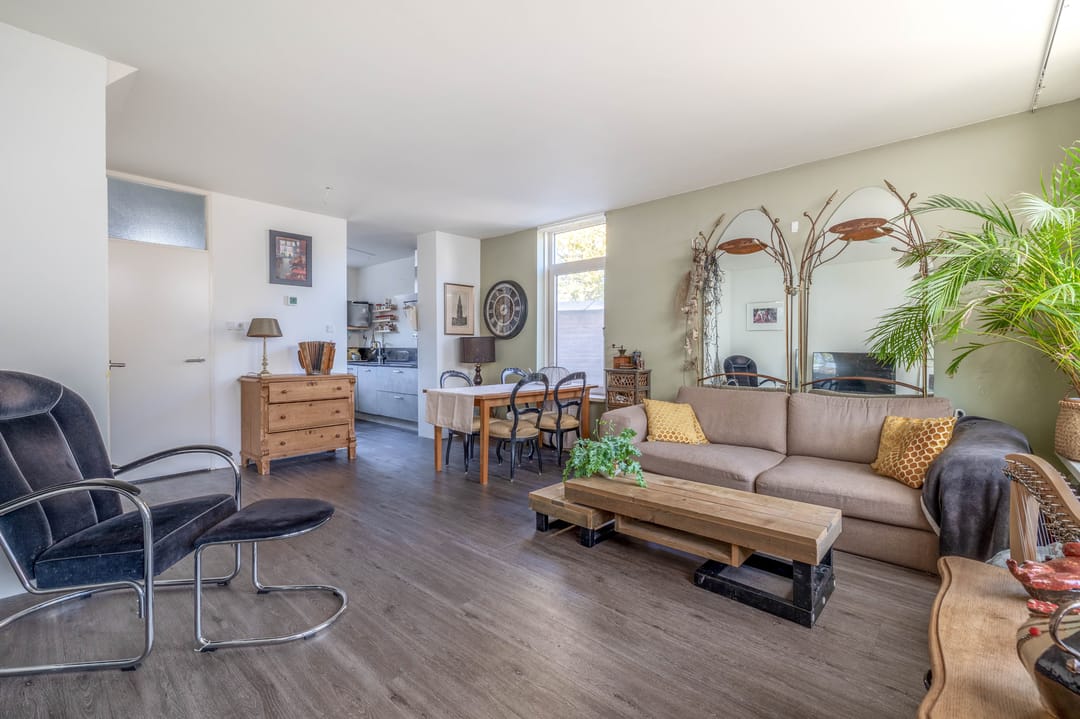 Foto 11 van Jaltadaheerd 182